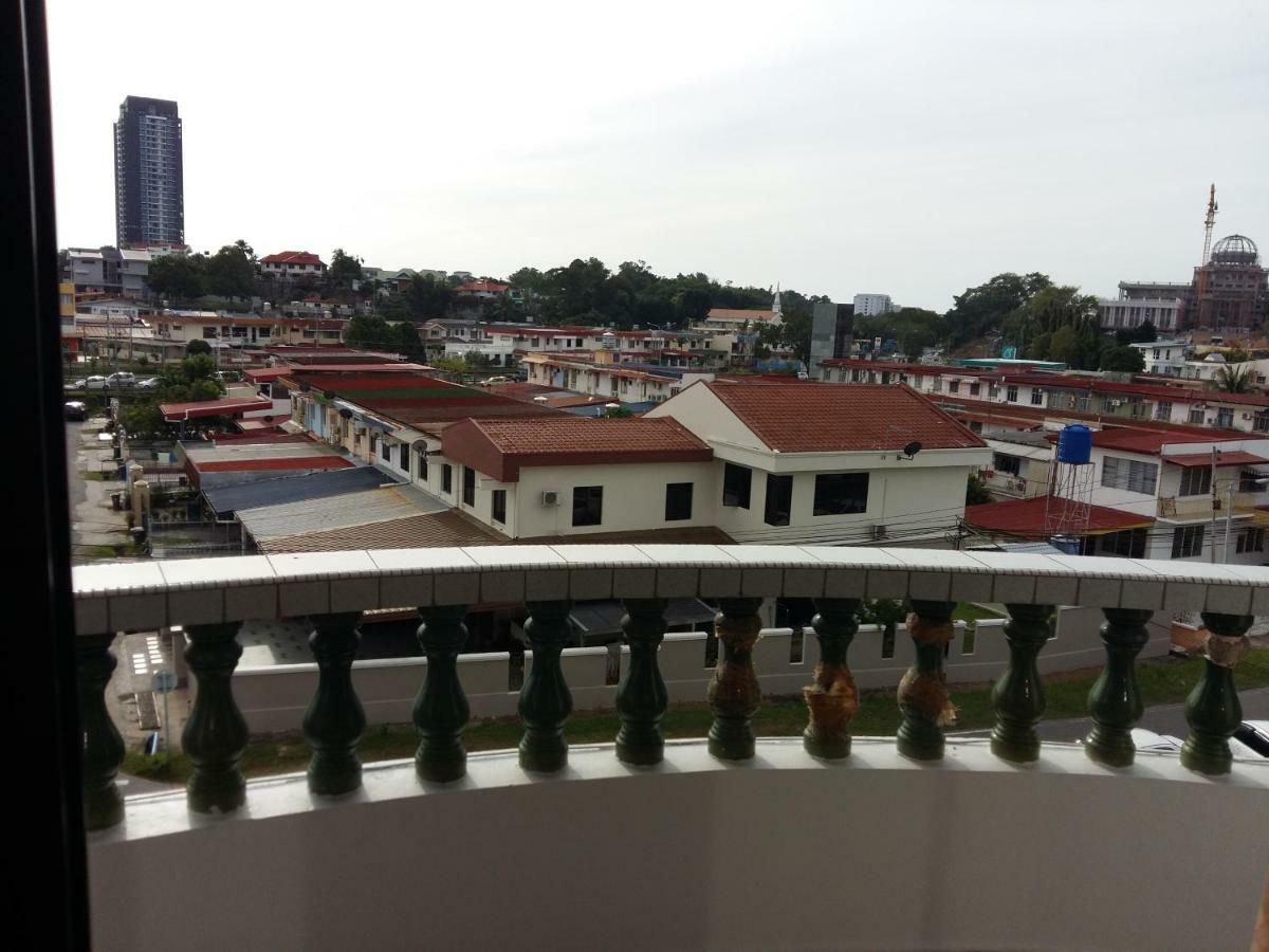 Harrington Court Lägenhet Kota Kinabalu Exteriör bild